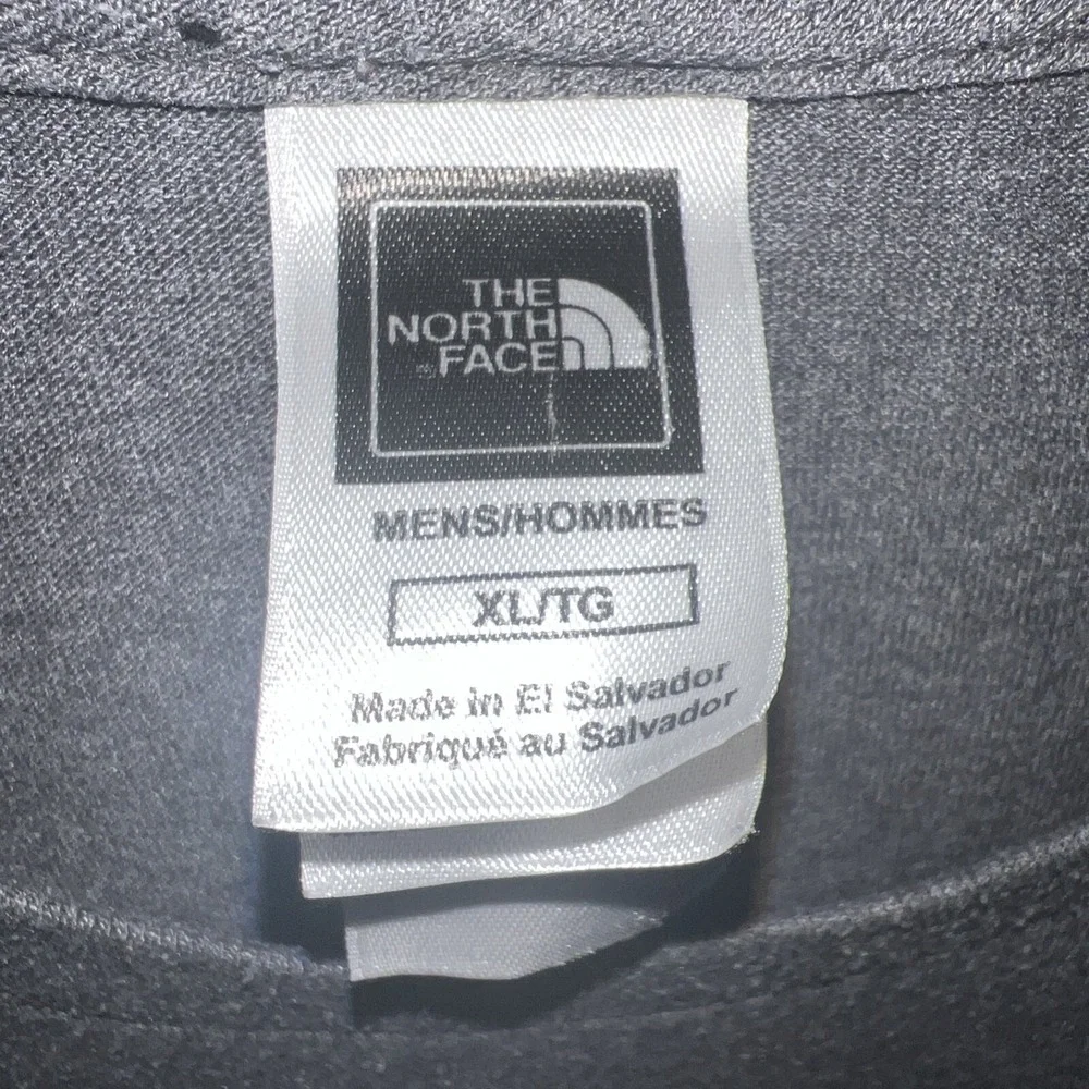 The North Face Men's Size XL Gray Short Sleeve Tee T-Shirt Yellow Faded‎ Logo
